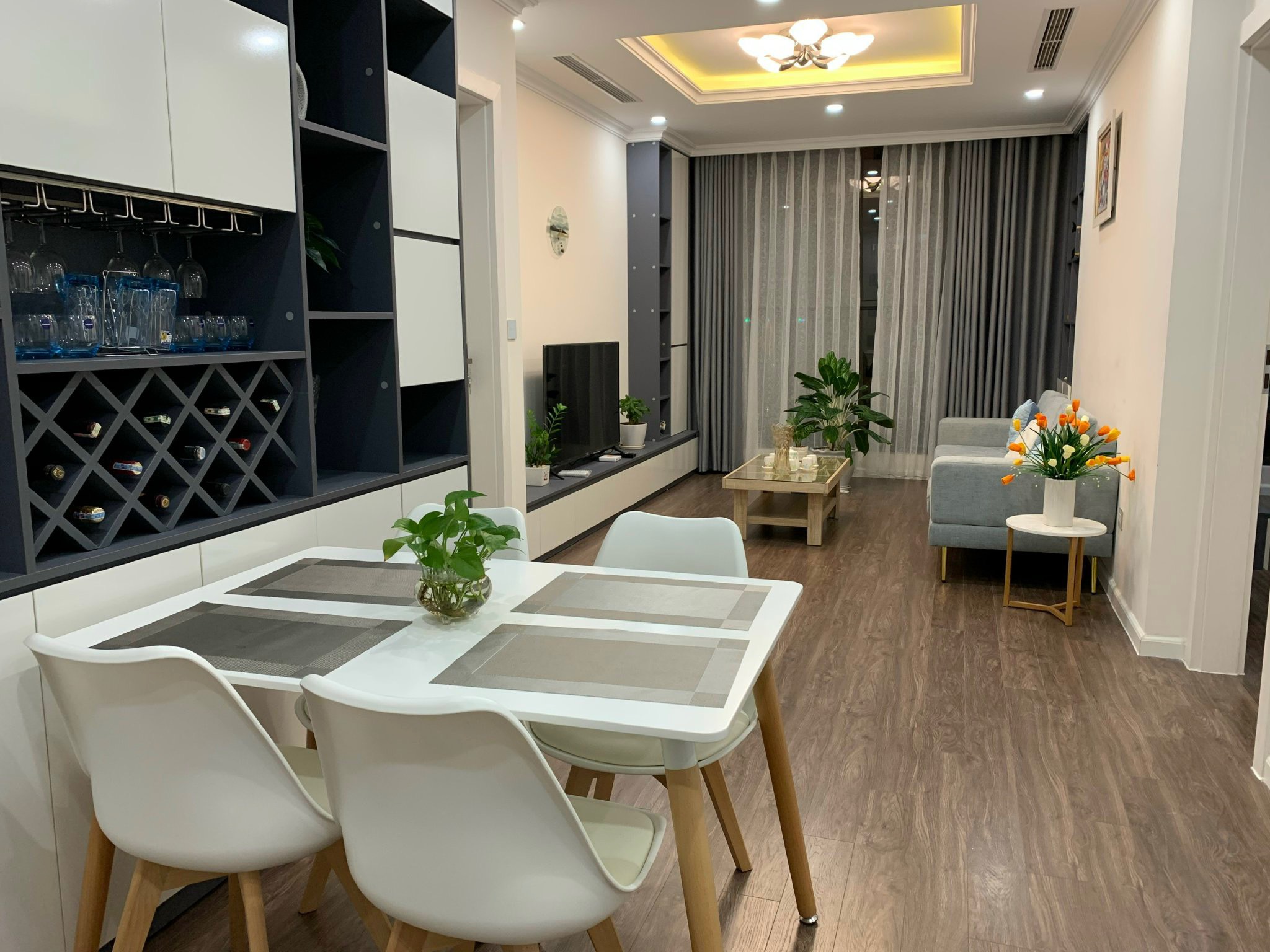 Cần cho thuê căn hộ 3 phòng ngủ toà V1 The Victoria Vinhomes Smart City Tây Mỗ