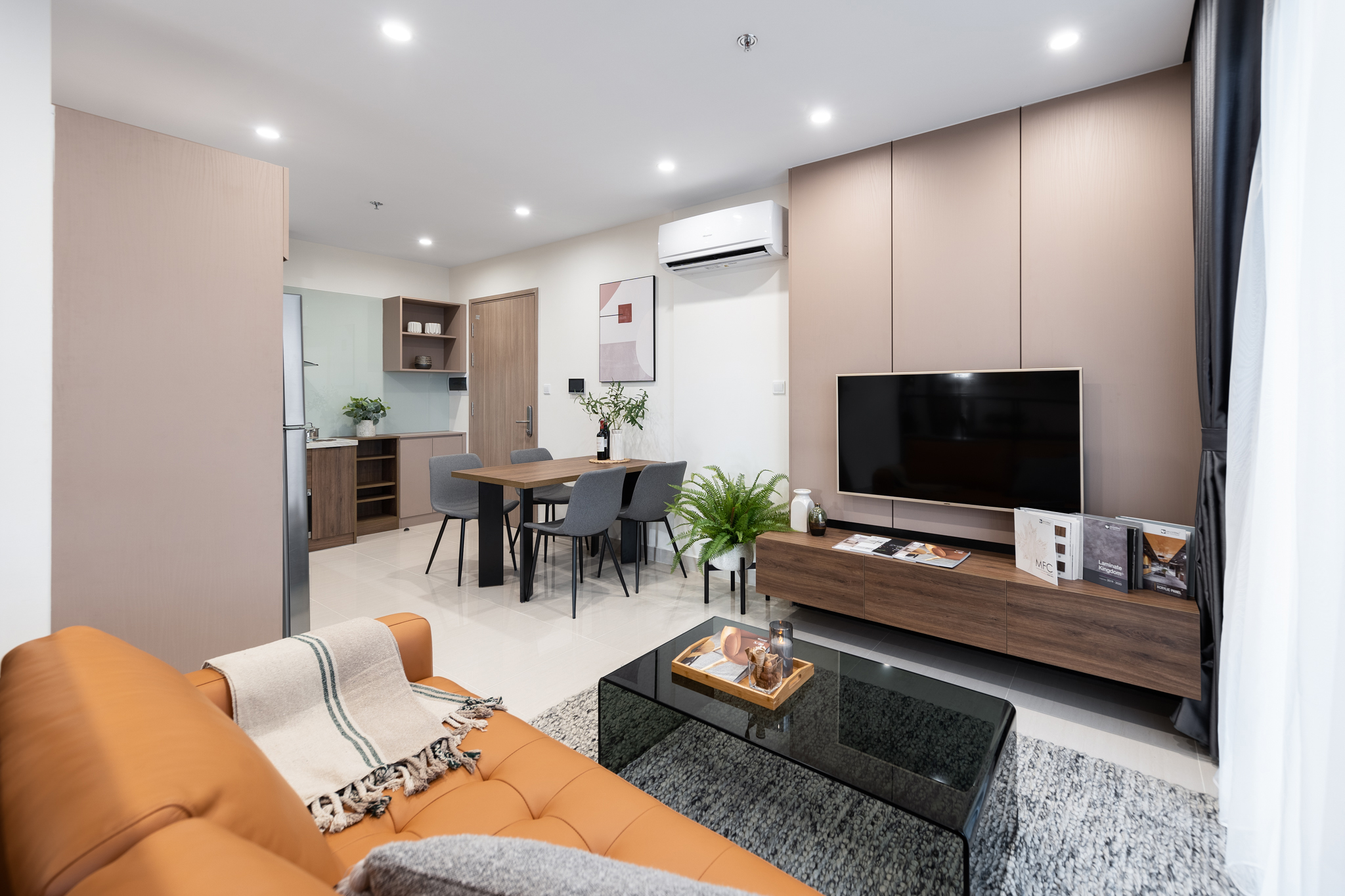 Cho thuê ngay căn hộ 1PN +1 diện tích 46,5m2 tòa GS2 The Miami Vinhomes Smart City