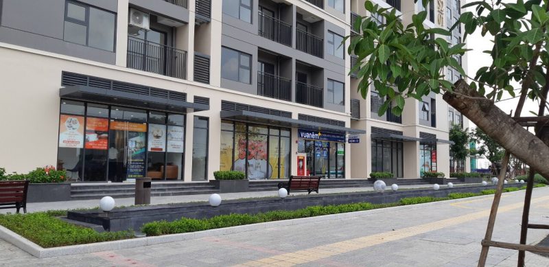 Cho thuê shophouse chân khối đế, hướng Tây tại Vinhomes Smart City